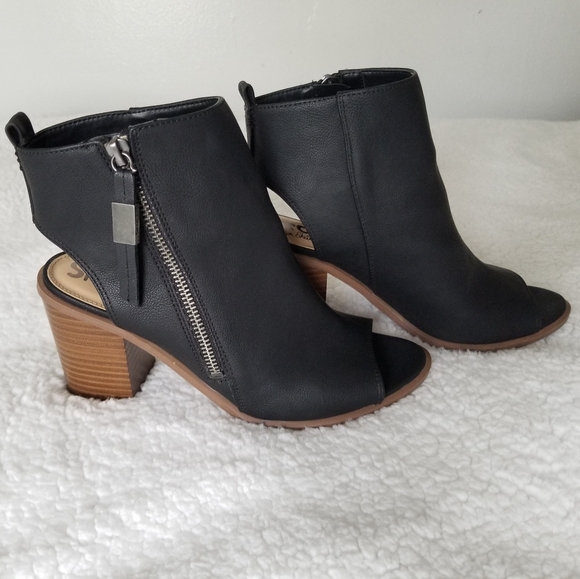 Circus by Sam Edelman Shoes - Circus by Sam Edelman. Black booties!!!